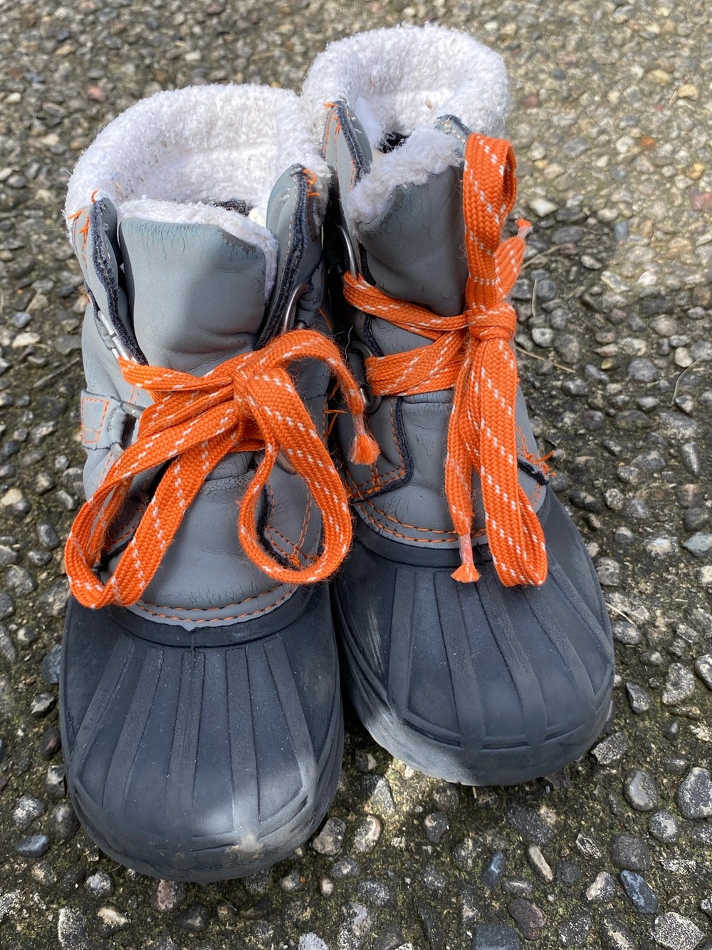 GYMBOREE Waterproof Snow Boots Gray and Bright Orange Laces Size 13 Kids